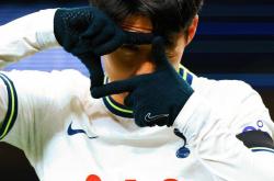 -包含热刺核心球员冷静应对质疑，信心不减的词条