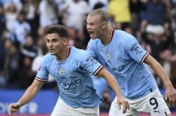 LOL赛事-曼城再次展现绝对实力，赢得关键胜利