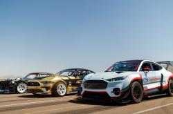 英雄联盟总决赛2025-双核之谜，特奥的攻防转换艺术 vs 希腊式的全面压制哲学