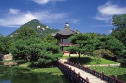 -冰火之巅，那不勒斯对阵冰岛，门迪末节化身暗夜主宰—一场改写体育史册的孤本之战