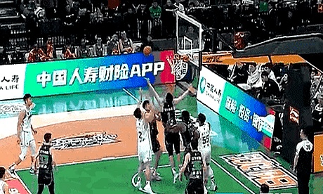 包含对手强化外线防守限制球队投篮的词条