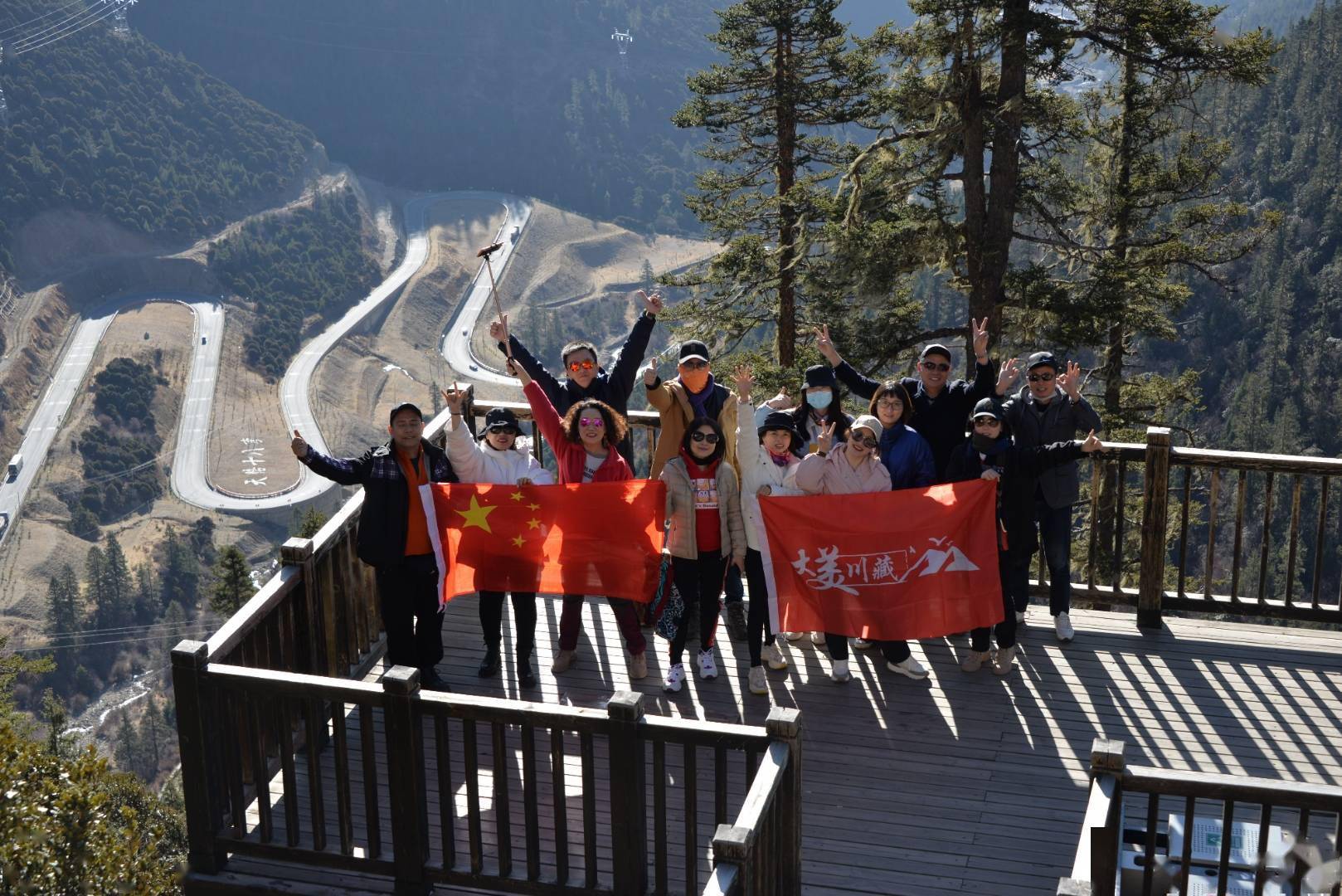 包含意外之路，英雄涌现壮哉赛场的词条