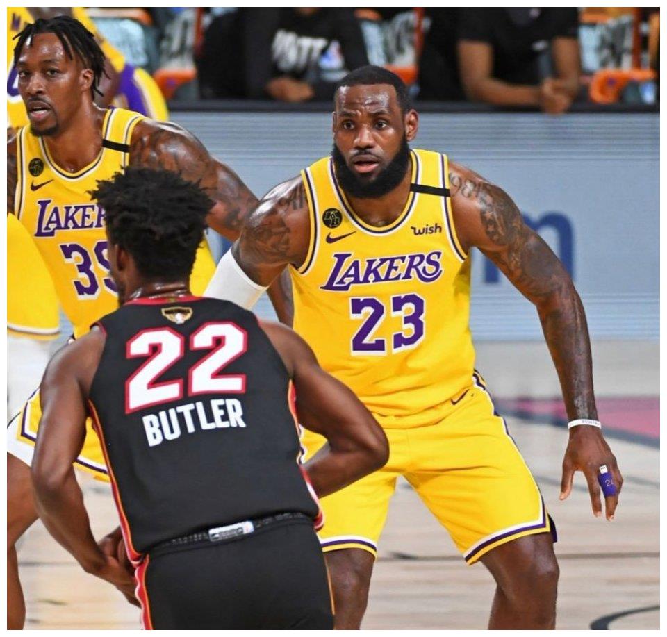 广东队碾压猛龙，浓眉哥关键制胜