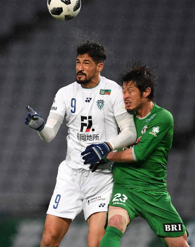 日本队力克中国队,黄鸭组合状态火热 日本队力克中国队,黄鸭组合状态火热