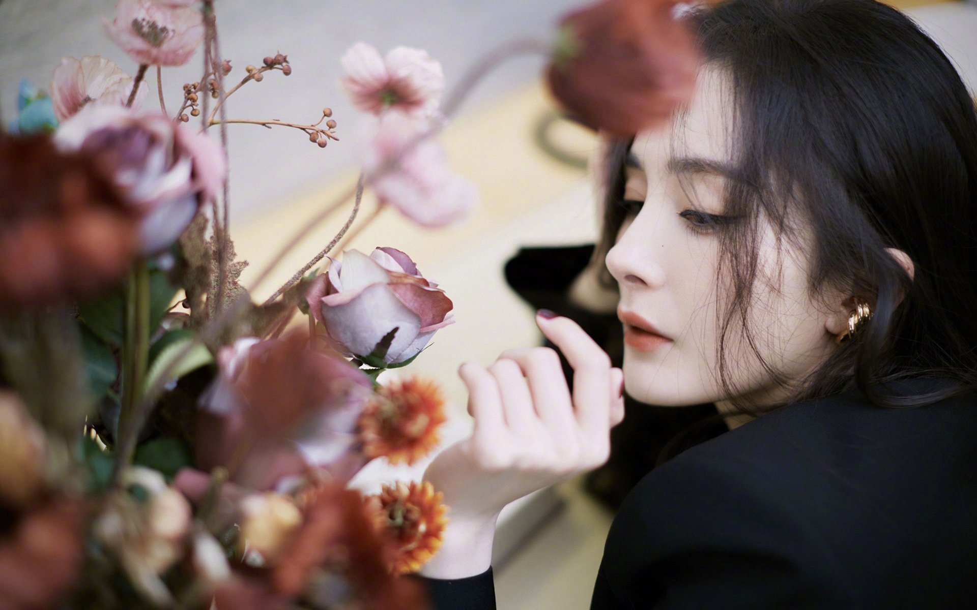 跨界封神,厄德高在NBA总决赛之夜的攻防两端统治