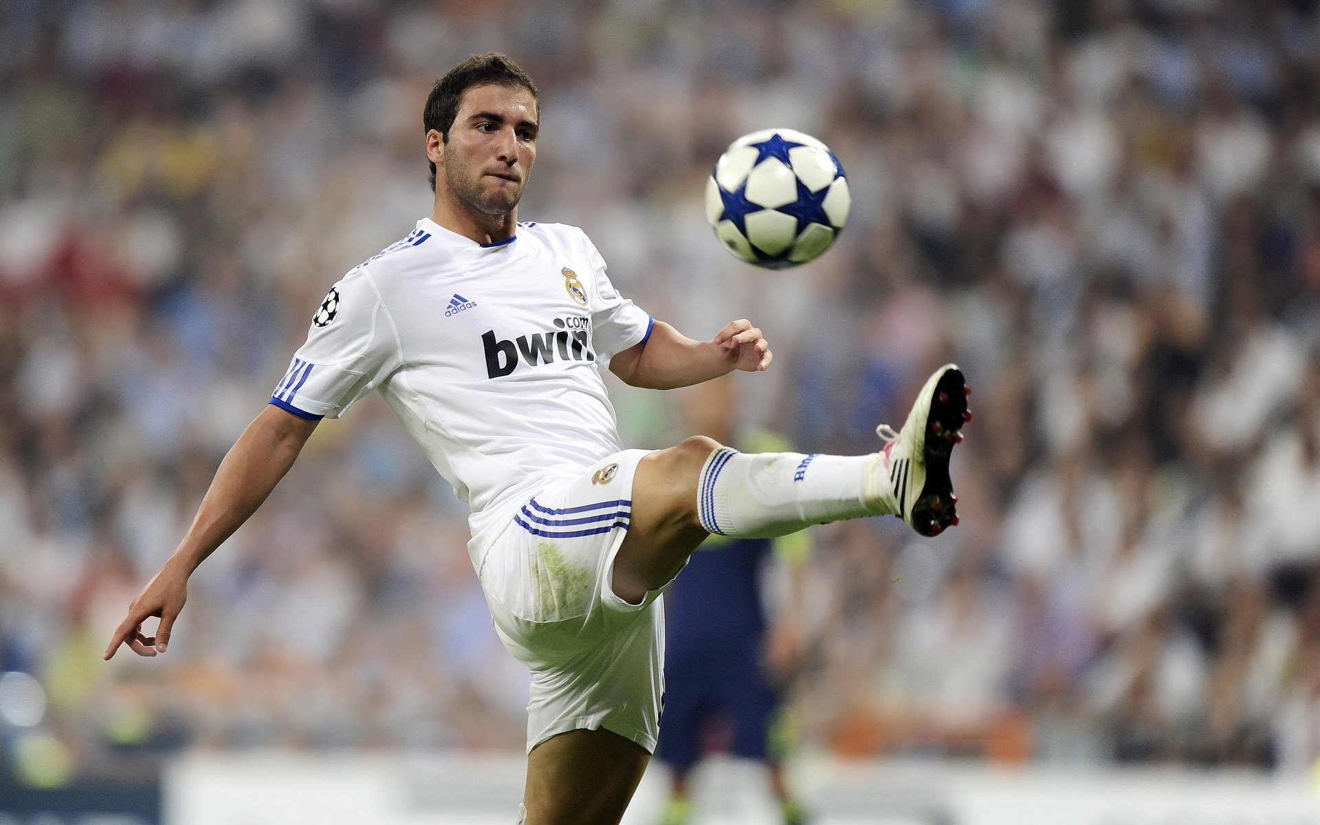 战术齿轮的完美咬合，迪巴拉一锤定音，比利时体系足球击溃委内瑞拉狂想