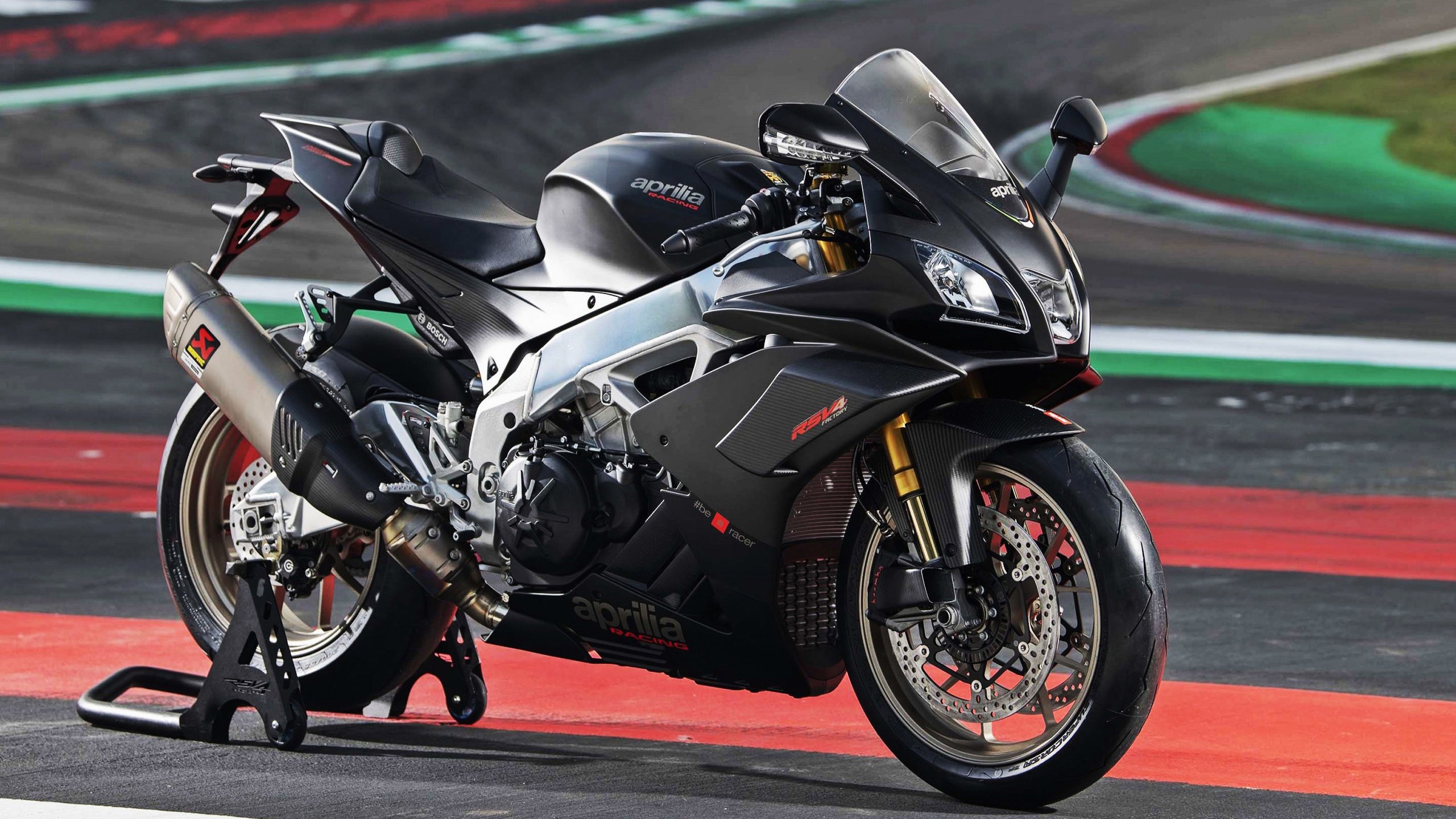 破茧与传承，当锡安撞碎质疑，马刺以老派智慧掀翻巨头