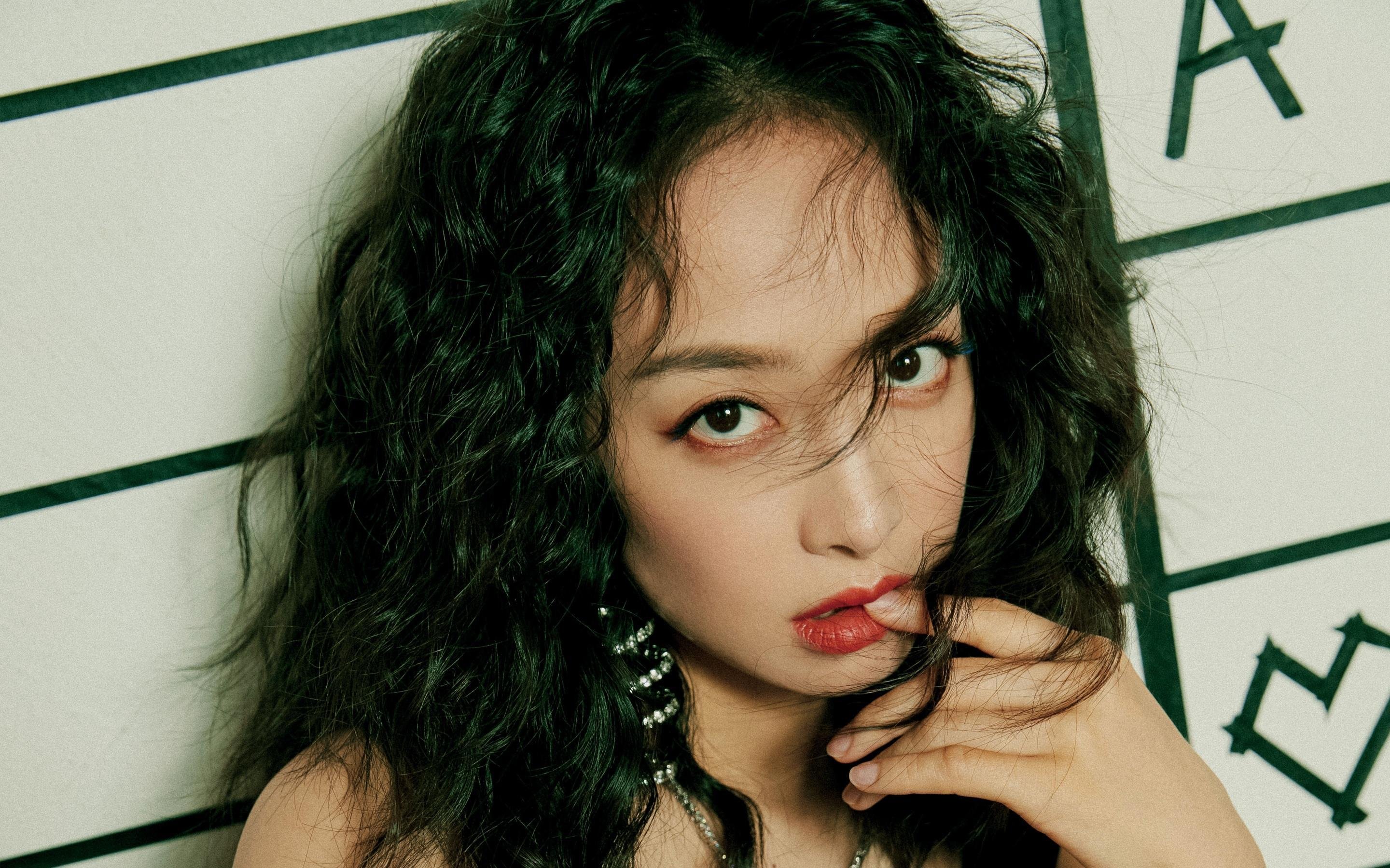 足球双响炮，劳塔罗爆发闪耀意甲，摩纳哥强势晋级土耳其客场